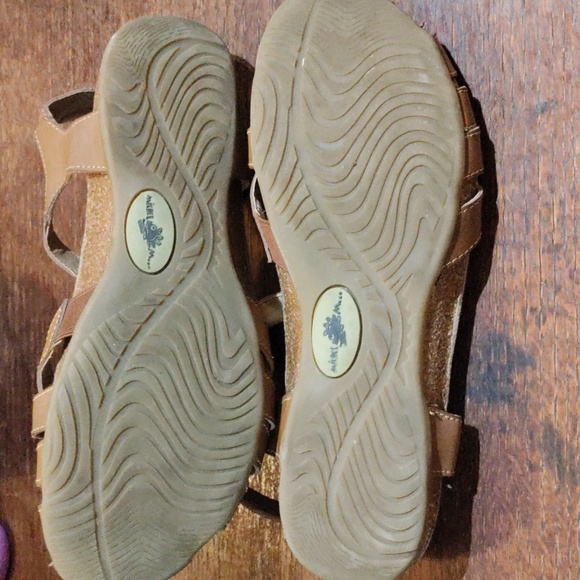 Michele M. Sandals size 8.5. 630GW5 - Picture 4 of 4